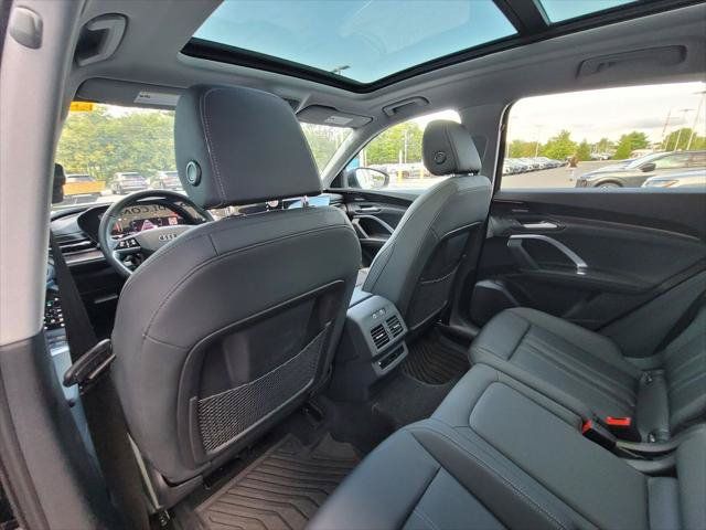 Used 2025 Audi Q5 Premium Plus AWD/4WD image 16