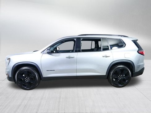 Used 2025 GMC Acadia Elevation w/ Elevation Premium Package image 4