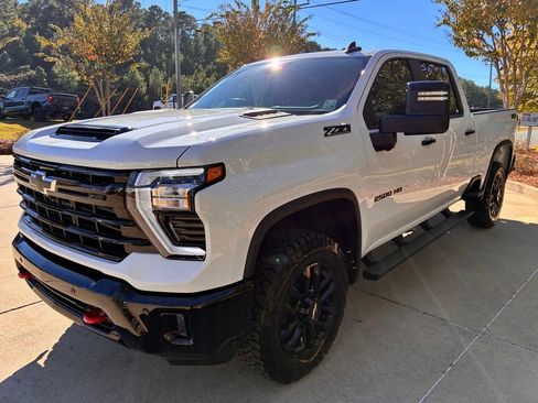 New 2026 Chevrolet Silverado 2500 LT w/ Trail Boss Package AWD/4WD image 12