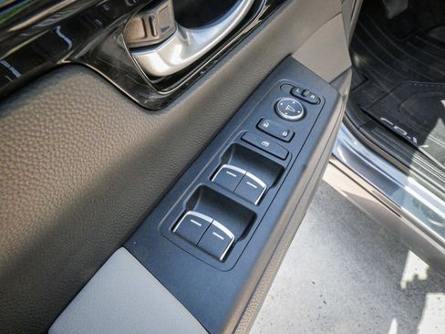 Used 2024 Honda CR-V EX-L image 15