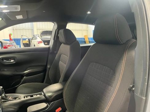 Used 2023 Honda HR-V Sport image 23
