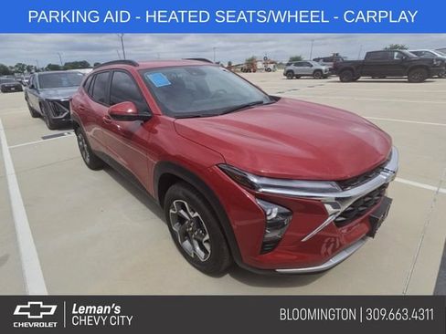 Used 2026 Chevrolet Trax LT w/ Driver Confidence Package FWD image 1