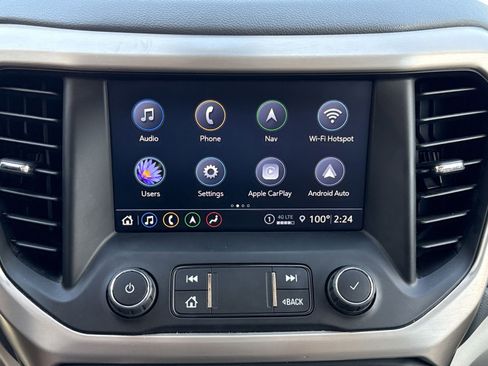 Used 2022 GMC Acadia Denali w/ Denali Technology Package image 31