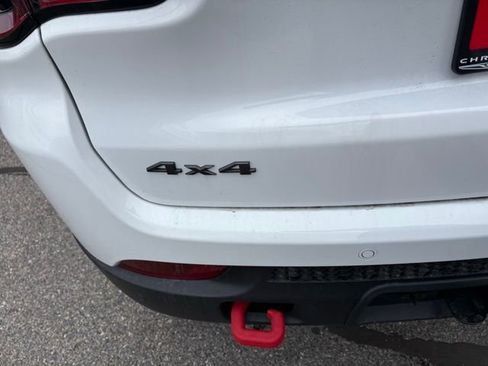 New 2026 Jeep Compass Trailhawk image 11