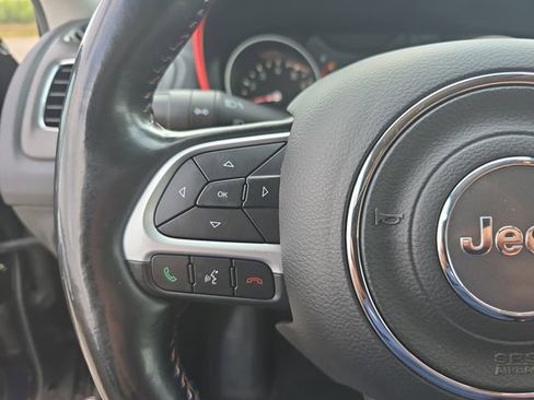 Used 2018 Jeep Compass Trailhawk w/ Cold Weather Group image 16