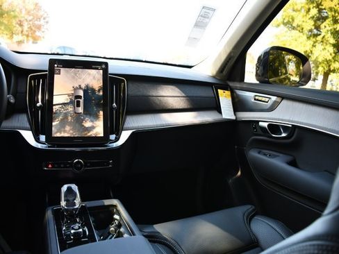 New 2026 Volvo XC90 B5 Ultra image 19