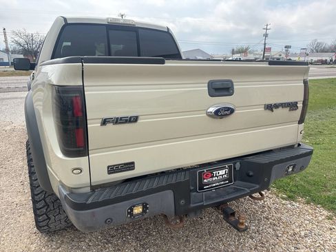 Used 2014 Ford F150 Raptor w/ Equipment Group 801A Luxury image 4