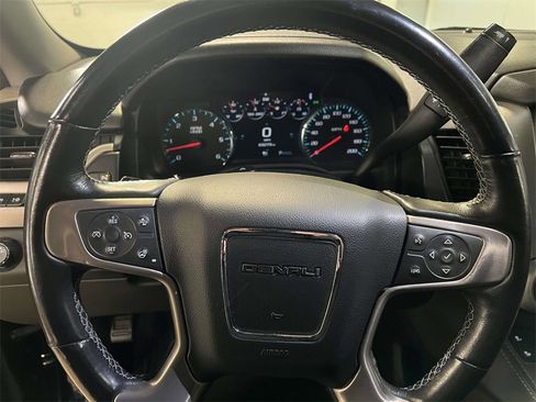 Used 2020 GMC Yukon Denali image 19