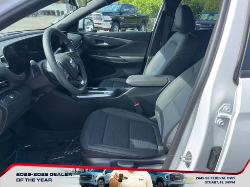 New 2026 Buick Envista Preferred image 9