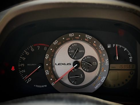 Used 2001 Lexus IS 300 image 17