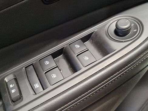 Used 2018 Buick Encore Sport Touring w/ Safety Package image 27