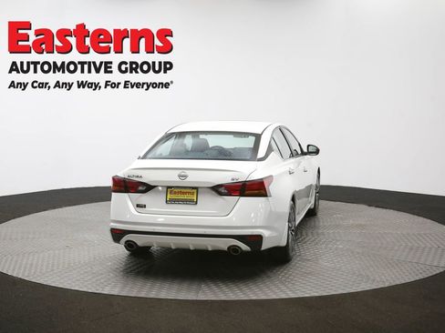 Used 2024 Nissan Altima 2.5 SV w/ SV Premium Package image 39