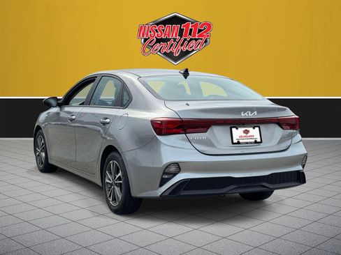 Used 2023 Kia Forte LXS FWD image 6
