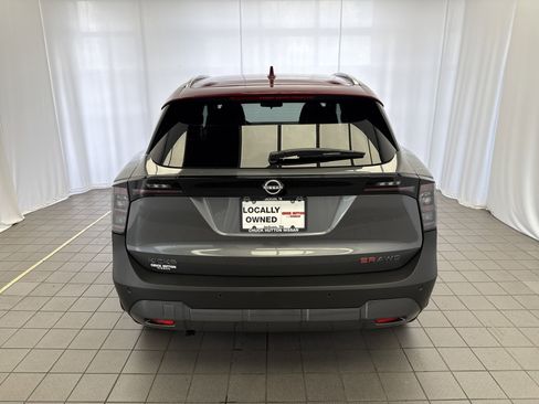 New 2025 Nissan Kicks SR w/ SR Premium Package image 5