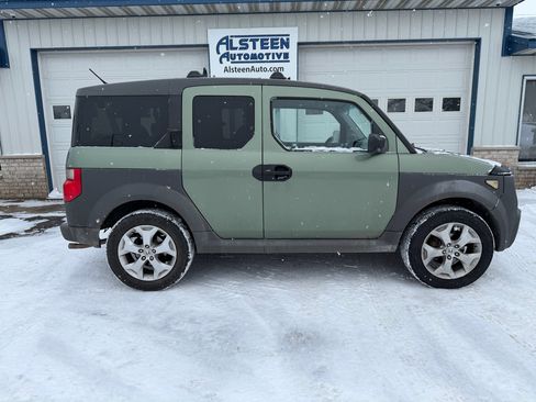 Used 2005 Honda Element LX image 2