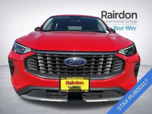 Used 2024 Ford Escape Active AWD/4WD image 2
