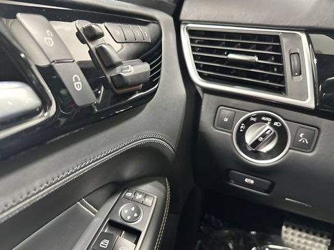 Used 2015 Mercedes-Benz GL 63 AMG 4MATIC image 15