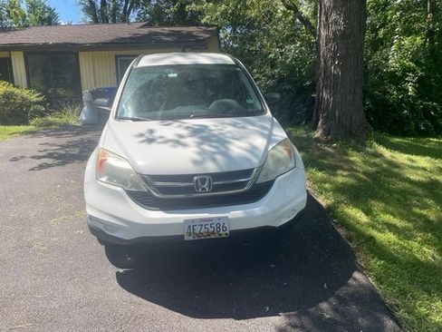 Used 2011 Honda CR-V SE image 2