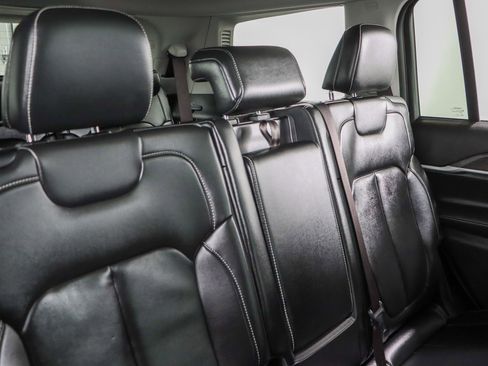 Used 2021 Jeep Grand Cherokee L Limited image 30