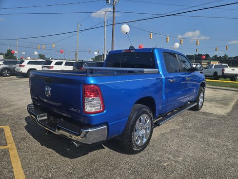 Used 2023 RAM 1500 Big Horn AWD/4WD image 3