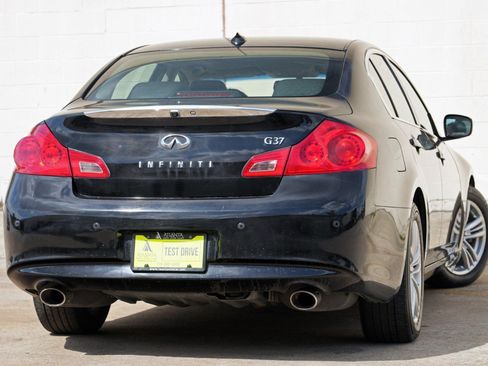 Used 2011 INFINITI G37 Journey w/ Premium Pkg RWD image 4