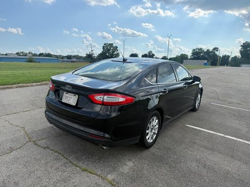 Used 2015 Ford Fusion S FWD image 5