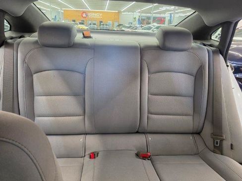 Used 2021 Chevrolet Malibu LS FWD image 12
