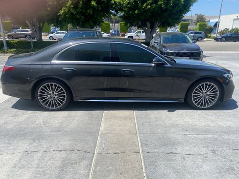 Used 2023 Mercedes-Benz S 500 4MATIC image 4