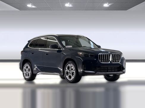 Used 2026 BMW X1 xDrive28i w/ Technology Package image 6