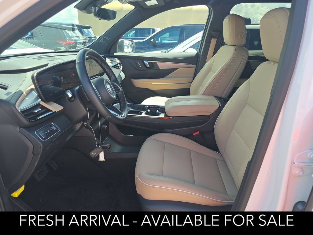 Used 2026 Buick Enclave Preferred w/ Power Package FWD image 9