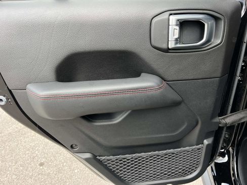 Used 2020 Jeep Wrangler Unlimited Rubicon image 13