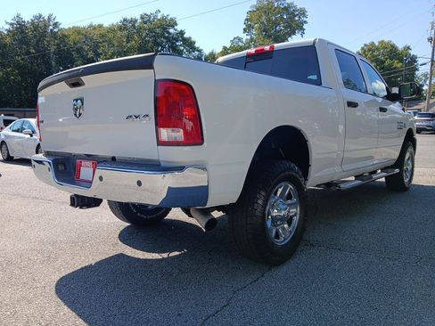 Used 2017 RAM 2500 Tradesman w/ Chrome Appearance Group AWD/4WD image 6