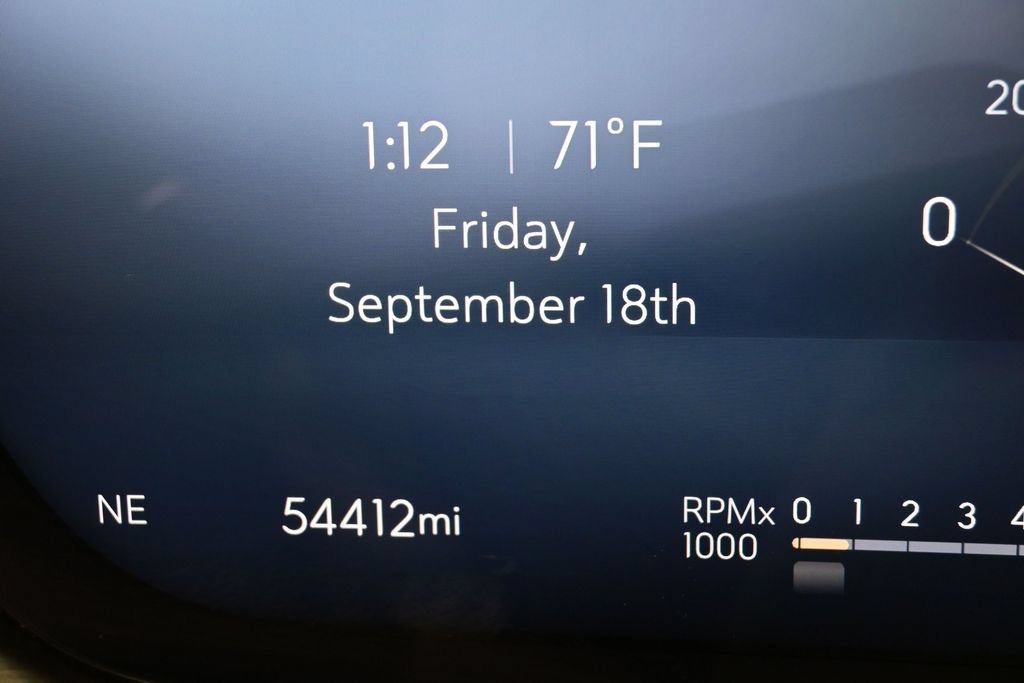Used 2024 Buick Envision Preferred AWD/4WD image 12