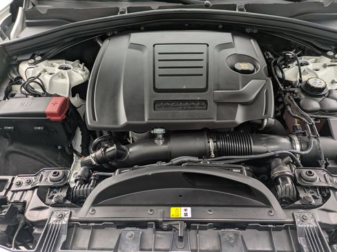 Used 2023 Jaguar F-PACE S image 33