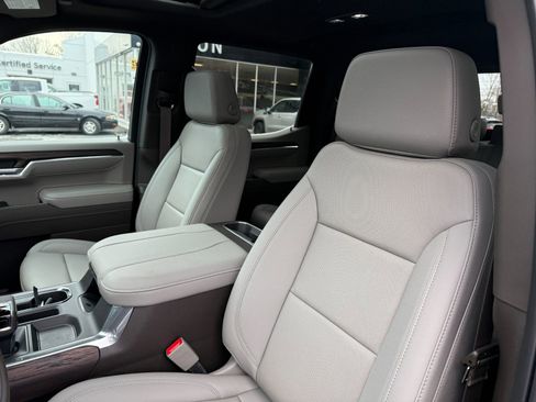 New 2026 GMC Sierra 1500 SLT w/ SLT Premium Package image 14