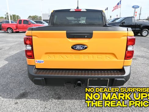 New 2026 Ford Maverick XLT w/ XLT Luxury Package AWD/4WD image 4