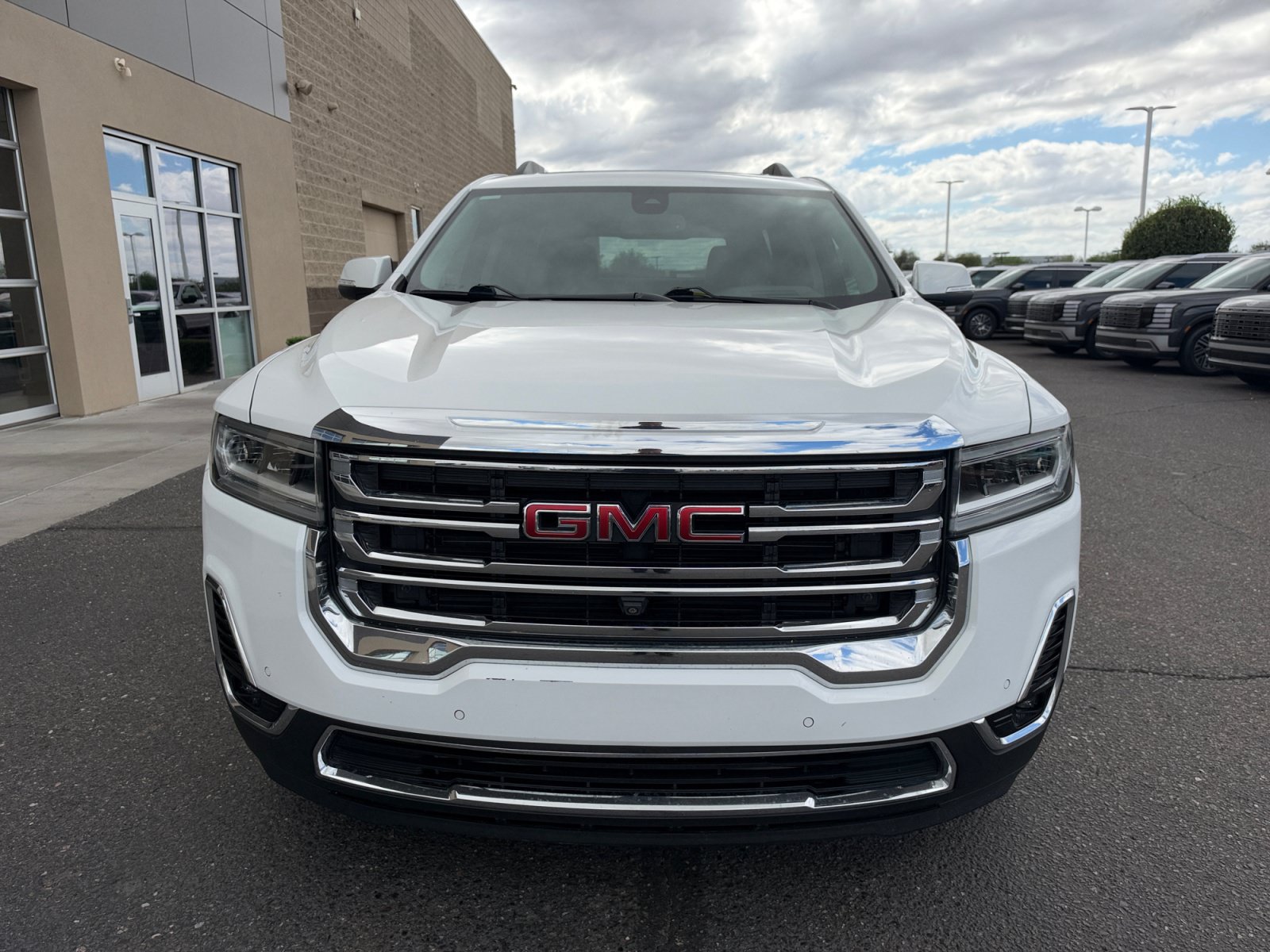Used 2022 GMC Acadia SLT w/ Technology Package AWD/4WD image 23