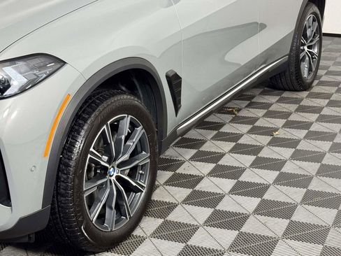 Used 2025 BMW X5 xDrive40i w/ Parking Assistance Package image 13