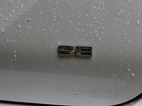 Used 2025 Mitsubishi Outlander SE FWD image 9