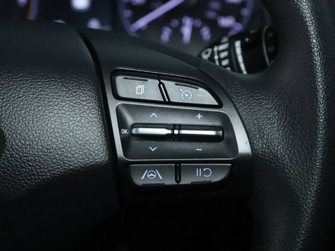 Used 2022 Hyundai Kona SEL image 22