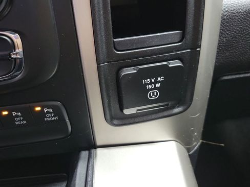 Used 2017 RAM 1500 Big Horn image 22