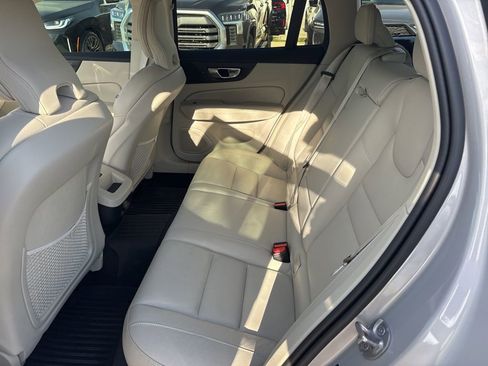 Certified 2024 Volvo V60 B5 Cross Country Plus w/ Protection Package Premier image 9