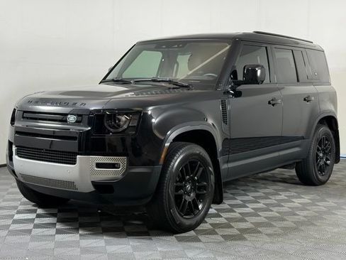 Used 2024 Land Rover Defender 110 S AWD/4WD image 2