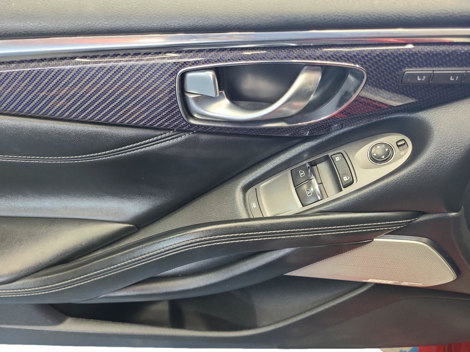 Used 2019 INFINITI Q60 Red Sport 400 w/ Cargo Package RWD image 10