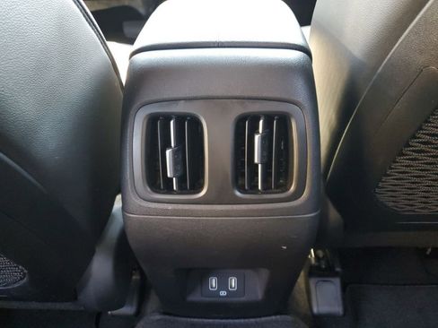 Used 2022 Hyundai Santa Cruz Limited image 21