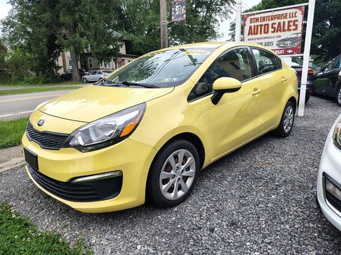 Used 2016 Kia Rio LX FWD image 1