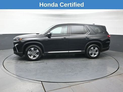 Certified 2025 Honda Pilot EX-L image 2
