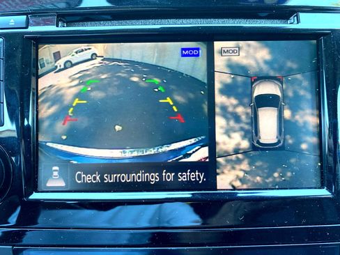 Used 2019 Nissan Rogue SV w/ Premium Package image 12