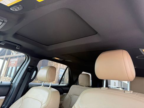 Used 2017 Ford Explorer Limited w/ Equipment Group 301A image 24