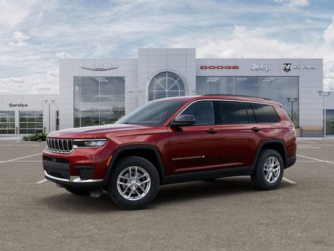 New 2026 Jeep Grand Cherokee L Laredo RWD image 2